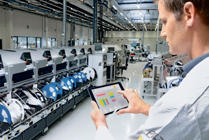 Industry 4.0 ยุคแห่งการพัฒนาโรงงานอัจฉริยะ Smart Factory สู่การผลิตเพื่อลดต้นทุนอย่างมีประสิทธิภาพ